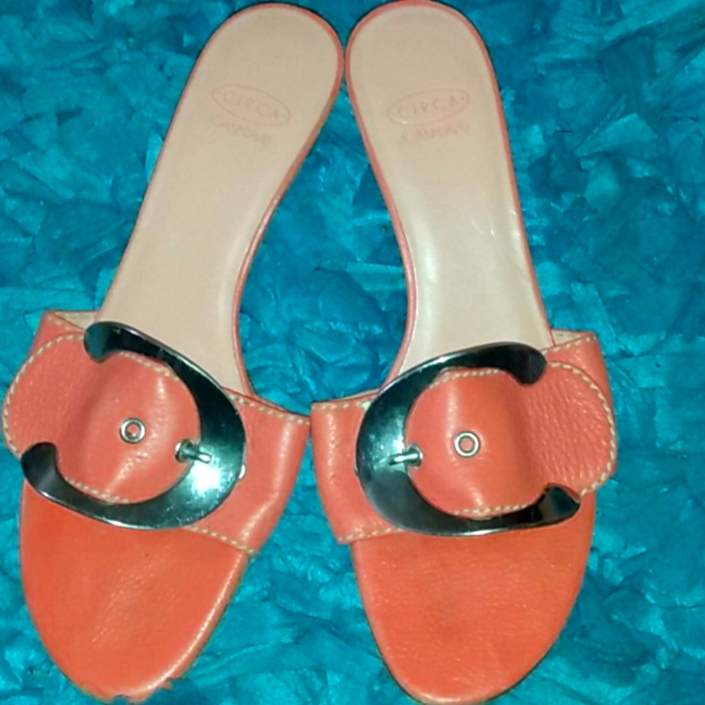Circa Joan and David Heels